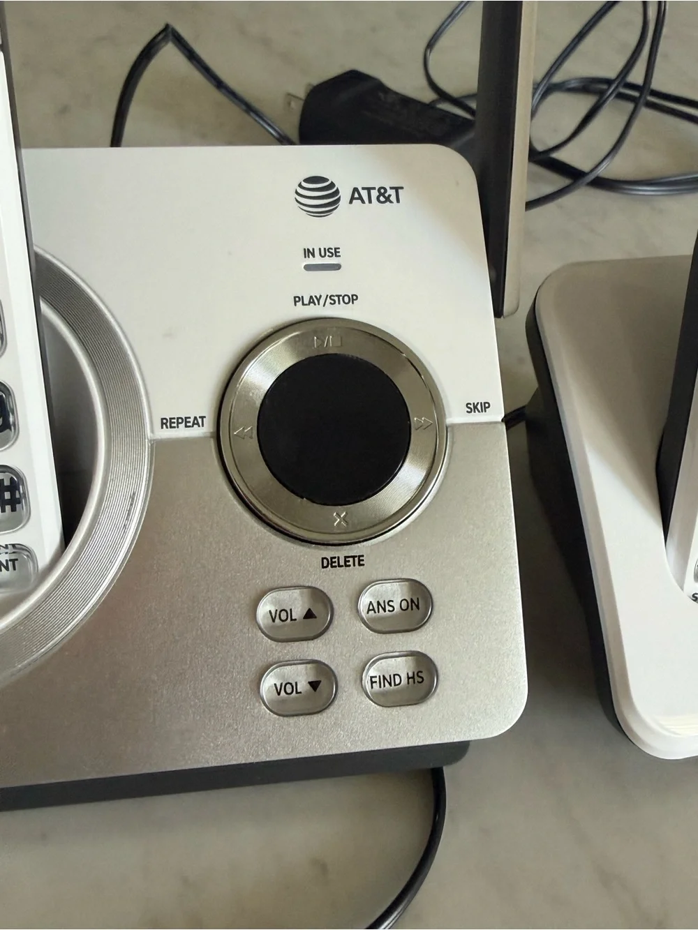 AT&T DL7310 Cordless Phone Digital Answering System w/ Bluetooth